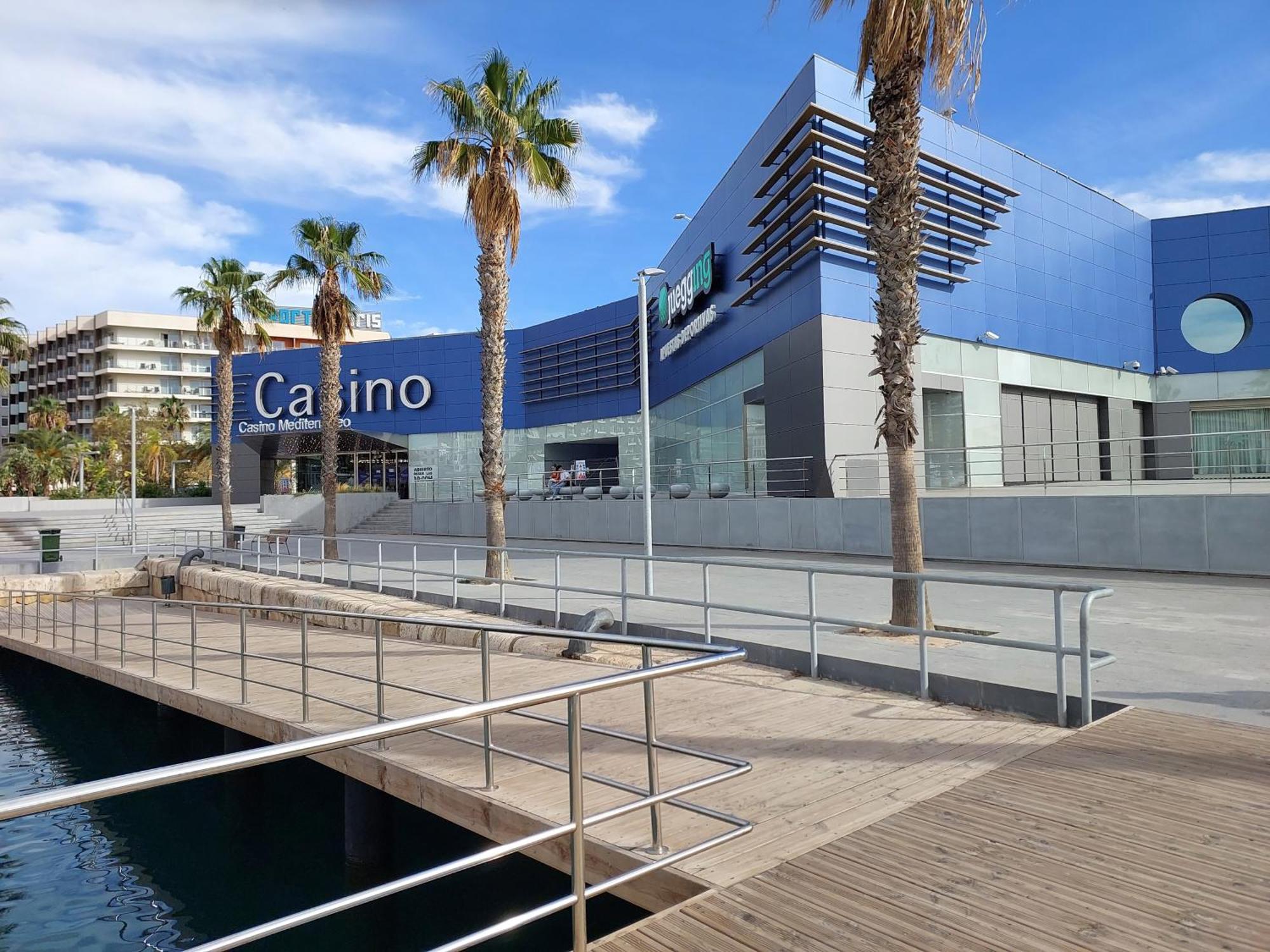 Cesar Apartment Alicante Bagian luar foto