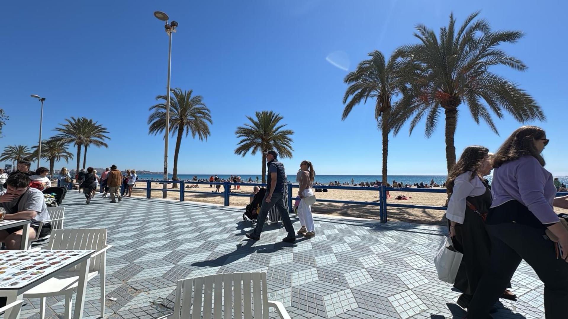 Cesar Apartment Alicante Bagian luar foto